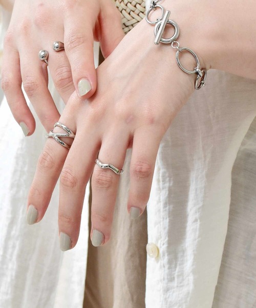 LHME（エルエイチエムイー）の「LHME ブランチリング/サージカルステンレス316L（金属アレルギー対応）（リング・レディース・シルバー/ゴールド・11号/9号/13号/15号）」の4枚目の写真