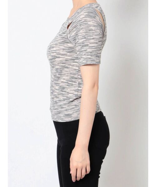 EMODA（エモダ）の「カッティングフィットトップ（Tシャツ/カットソー・レディース・ホワイト/ブラック/グレー/ピンク・FREE）」の9枚目の写真