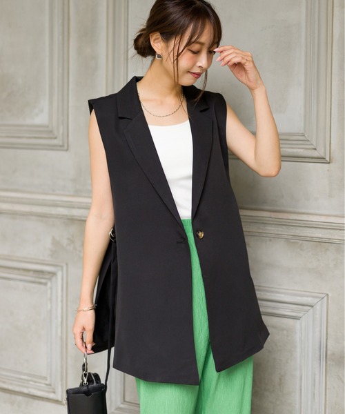 SpRay(スプレイ)の「サイドベルトテーラードジレ(ベスト・レディース・ブラック/オフホワイト/グレイッシュベージュ・FREE)」の10枚目の写真