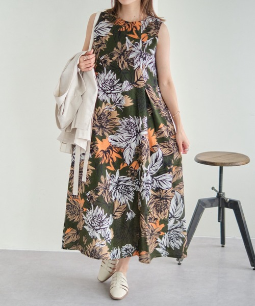 COLONY 2139（コロニートゥーワンスリーナイン）の「ボタニカル柄