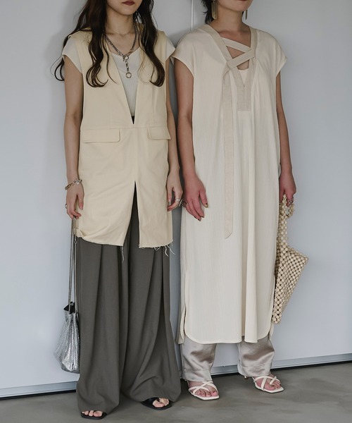 Ezick（エジック）の「２WAYジャンパーデニムベスト（ベスト・レディース・ブラック/オフホワイト・FREE）」の21枚目の写真