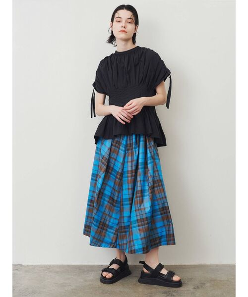 エレンディーク　水色 ギャザー入り 長袖　ブラウス ELENDEEK（エレンディーク）の「ギャザープレスブラウス（シャツ