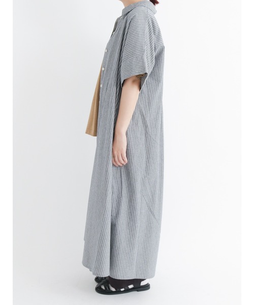 Samansa Mos2(サマンサ モスモス)の「ロングシャツワンピース(シャツワンピース・レディース・ブラック/サックスブルー/モカ/チャコール・フリ-)」の9枚目の写真