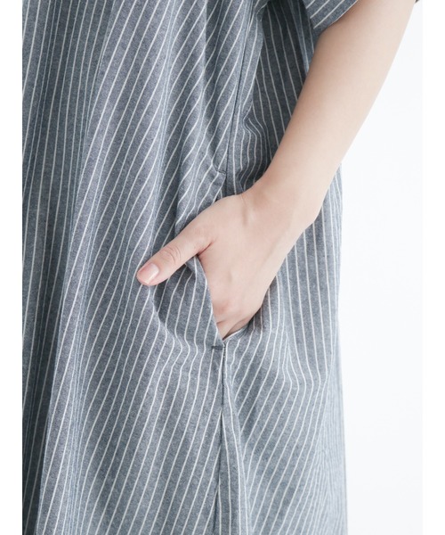 Samansa Mos2(サマンサ モスモス)の「ロングシャツワンピース(シャツワンピース・レディース・ブラック/サックスブルー/モカ/チャコール・フリ-)」の14枚目の写真