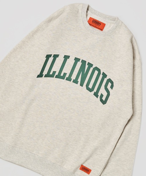UNIVERSAL OVERALL（ユニバーサルオーバーオール）の「【UNIVERSAL OVERALL】T/C SWEAT ILLNOAS / カレッジデザインプルオーバー（スウェット・レディース・ホワイト/ネイビー/グレー/グリーン/オートミール・SMALL/MEDIUM/LARGE/X-LARGE）」の3枚目の写真