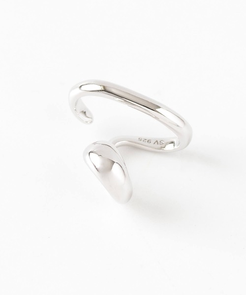 JUICY ROCK(ジューシーロック)の「CYCRO/SV925 片耳ボリュームダブルカフ(イヤーカフ・レディース・シルバー・ONE SIZE)」の7枚目の写真