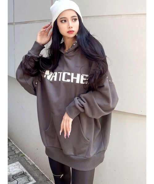 早い者勝ち ♡未着用品♡ Sadie グッズ パーカー GYDA（ジェイダ）の「SNATCHEDスタッズデザイン BIGパーカー（パーカー