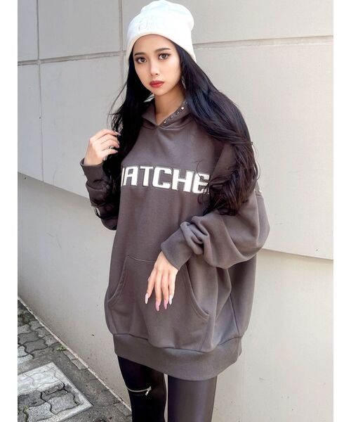 GYDA（ジェイダ）の「SNATCHEDスタッズデザイン BIGパーカー（パーカー