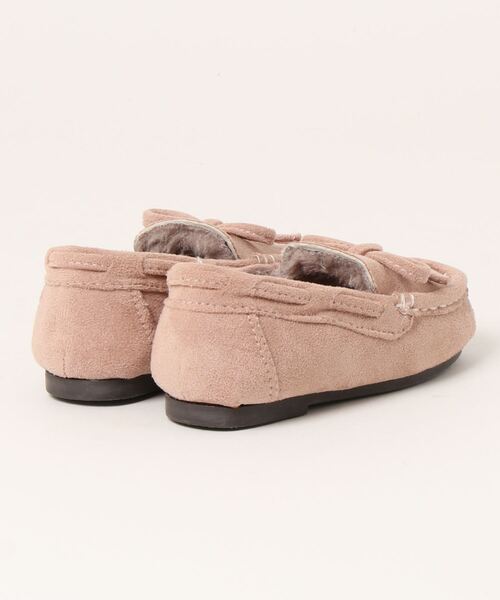 petit main（プティマイン）の「リボンモカシン（スニーカー・キッズ・ライトベージュ/チャコール/ライトピンク・18cm/19cm/14cm/15cm/16cm/17cm）」の4枚目の写真