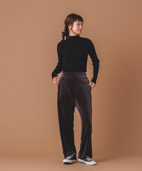 hunch(ハンチ)の「ベロアサイド切替パンツ(その他パンツ・レディース・ダークパープル/ブラウン/チャコール・FREE)」の19枚目の写真