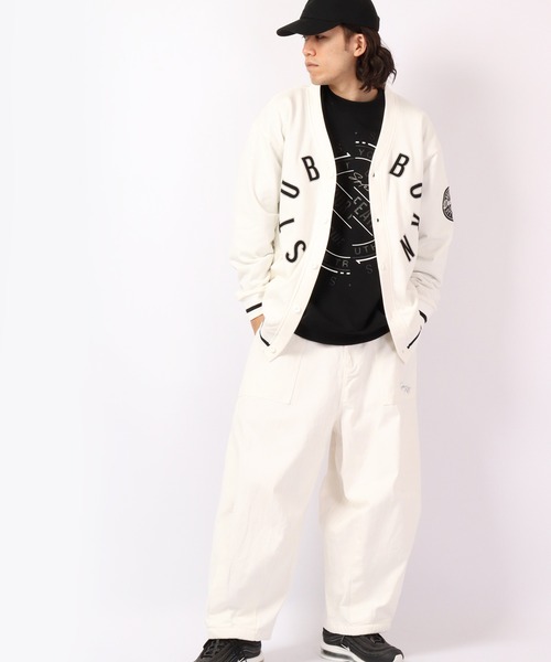 in the attic(インジアティック)の「ロゴ裏毛 スウェットカーディガン 2022AW(カーディガン/ボレロ・メンズ・ブラック/ホワイト/ホワイト系その他/ブラック系その他・L/M)」の11枚目の写真
