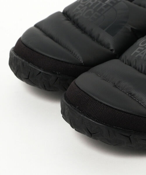 B:MING by BEAMS(ビーミングバイビームス)の「THE NORTH FACE / Nuptse Down Mule(その他シューズ・メンズ・チャコールグレー・7inch/8inch/9inch/10inch)」の4枚目の写真