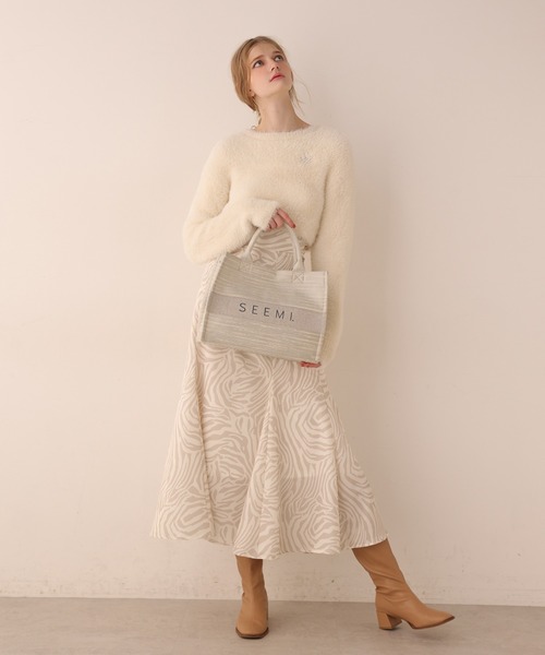 Seemi. byNICECLAUP（ シーミーバイナイスクラップ）の「【Seemi】Seemi.イニシャルフェザーニット（ニット/セーター・レディース・ピンク/ライトグレー/アイボリー・FREE）」の18枚目の写真