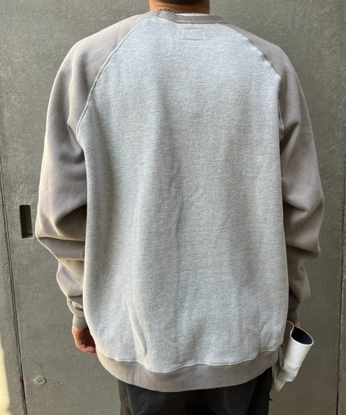 PENNEYS(ぺニーズ)の「【PENNEYS/ぺニーズ】別注 2トーン ラグランスウェット(Tシャツ/カットソー・レディース・ベージュ/ライトグレー/チャコールグレー・LARGE/MEDIUM)」の17枚目の写真