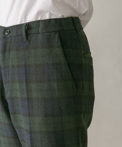 URBAN RESEARCH DOORS(アーバンリサーチドアーズ)の「ウールフラノテーパードトラウザー(その他パンツ・メンズ・チャコールグレー/ブラック系その他/ホワイト系その他/ブラウン/ネイビー・SMALL/MEDIUM/LARGE)」の19枚目の写真