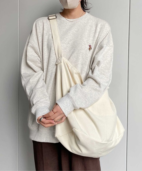 U.S. POLO ASSN.(ユーエスポロアッスン)の「1ポイント刺繍裏毛クルーネックスウェット(スウェット・メンズ・グレー/ブラック/ベージュ・MEDIUM/LARGE)」の11枚目の写真