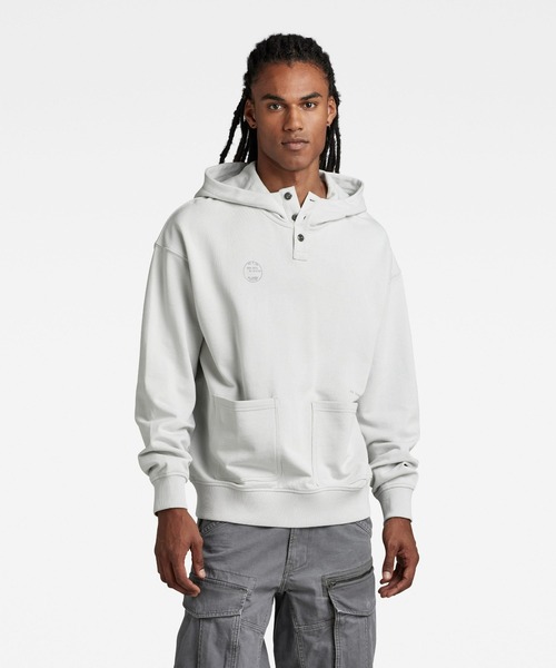 G-STAR（ジースター）の「IRREGULAR GRAPHICS POCKET LOOSE HOODIE/オーバーサイズパーカー/グラフィック（パーカー・メンズ・ダークブルー/グレー系その他・X-LARGE/LARGE/SMALL/MEDIUM/X-SMALL）」の2枚目の写真