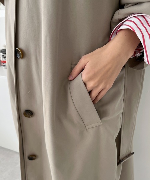 feepur(フェピュール)の「スタンドカラートレンチコート(トレンチコート・レディース・アイボリー/オリーブ/ネイビー・SMALL/MEDIUM)」の8枚目の写真