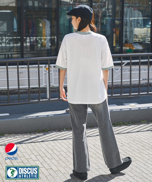 PEPSI(ペプシ)の「【DISCUS ATHLETIC×PEPSI】コラボ ナンバリングロゴ/バックプリント オーバーサイズ 半袖クルーネックTシャツ(Tシャツ/カットソー・メンズ・ホワイト系1/サックスブルー/イエロー/グリーン/ホワイト/ホワイト系/チャコール/ネイビー・M/L/XL)」の15枚目の写真