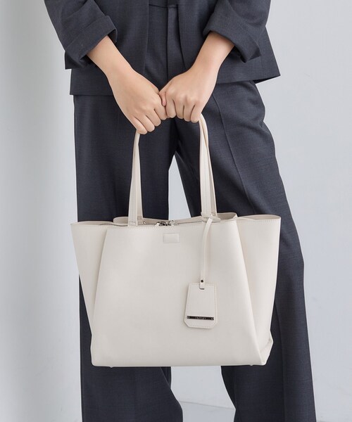 INDIVI（インディヴィ）の「【セレモニー/入卒/A4収納可能】タック