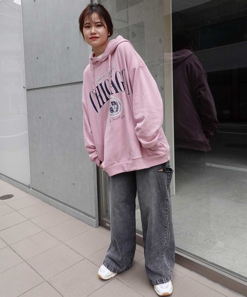 CORNERS（コーナーズ）の「CHICAGOプリントオーバーサイズパーカー（パーカー・レディース・ターコイズブルー/ピンク/グリーン/スミクロ/オートミール/ネイビー・FREE）」の6枚目の写真