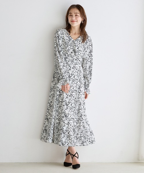 セール】【WEB限定アイテム】BIGカラー花柄ワンピ 189614