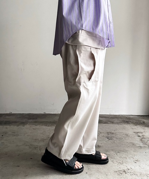 COMMON WARE(コモンウェアー)の「COMMONWARE:PE ツイル ワイド カーゴパンツ(カーゴパンツ・レディース・ブラック/カーキ/アイボリー・XL/L/M)」の7枚目の写真