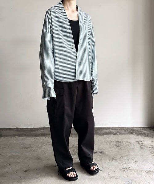 COMMON WARE(コモンウェアー)の「COMMONWARE:PE ツイル ワイド カーゴパンツ(カーゴパンツ・レディース・ブラック/カーキ/アイボリー・XL/L/M)」の13枚目の写真