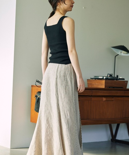 BABYLONE（バビロン）の「スクエアネックニットタンク（タンクトップ・レディース・ベージュ/ブラック/ホワイト系その他・フリー）」の5枚目の写真