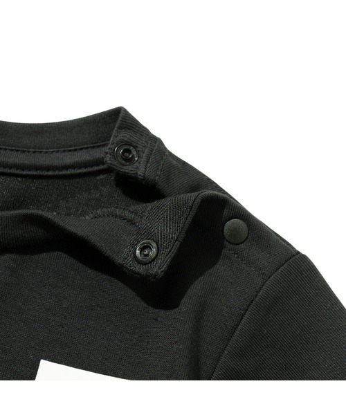 THE NORTH FACE（ザノースフェイス）の「THE NORTH FACE BABY S/S Small Square Logo Tee NTB32358（Tシャツ/カットソー・キッズ・パープル/ブラック/ホワイト/オリーブ・80/90）」の13枚目の写真