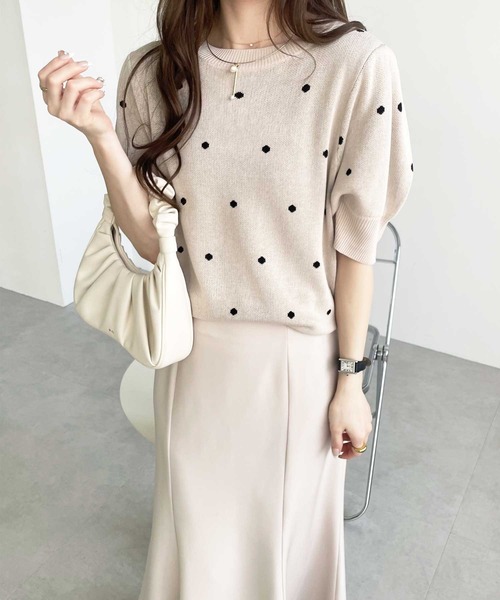 GeeRA（ジーラ）の「夏 にぴったり。ドット柄ジャガード半袖トップス（ニット/セーター・レディース・ブラック/ベージュ/ネイビー/グレー・MEDIUM/LARGE）」の10枚目の写真