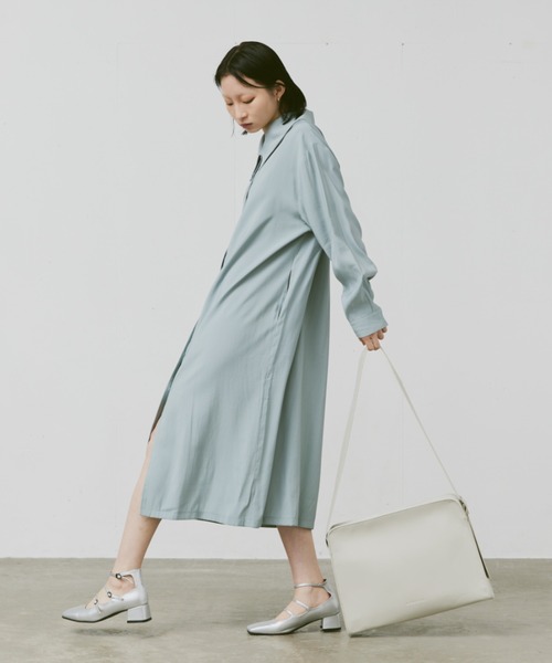 FEKETE（フェケテ）の「FEKETE LOGO VEGAN LEATHER BIG SHOULDER BAG / フェイクレザービッグショルダーバッグ（ショルダーバッグ・メンズ・ミント/ブラック/オフホワイト・FREE）」の19枚目の写真