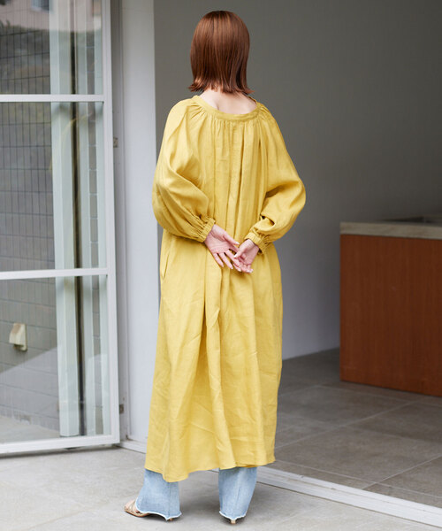 週末セール⭐︎【完売品】SLOBE IENA ボリュームスリーブ リネンワンピース SLOBE IENA（スローブイエナ）の「ボリュームスリーブリネン