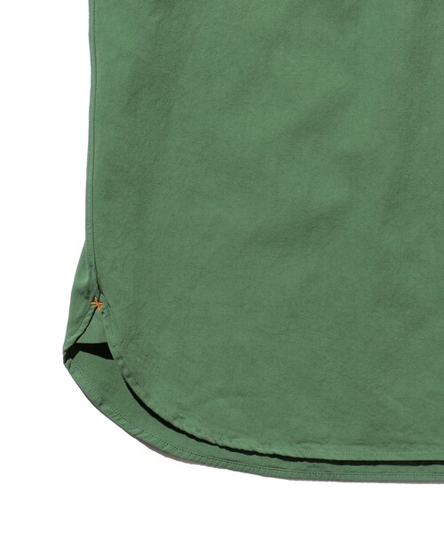 BEAMS PLUS（ビームスプラス）の「BEAMS PLUS / 強撚 オックスフォード 近江晒し プルオーバー ショートスリーブ ボタンダウン シャツ（シャツ/ブラウス・メンズ・グリーン/ブルー/レッド・M/S/XL/L）」の22枚目の写真