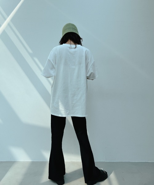 y/m by misato(イムバイミサト)の「Je ne vous aime. ビッグTシャツ(Tシャツ/カットソー・レディース・グレー/オフホワイト・FREE)」の8枚目の写真