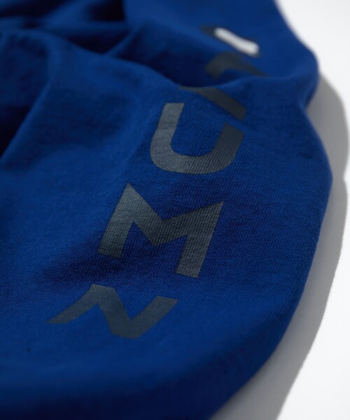 CAHLUMN（カウラム）の「CAHLUMN/カウラム Heavy weight Jersey Mock Neck L/S Print Tee/ヘビーウェイト ジャージー モックネック ロングスリーブ プリントTシャツ（Tシャツ/カットソー・メンズ・ネイビー/ライトグレー/ブルー/ホワイト・MEDIUM/XX-LARGE/LARGE/X-LARGE）」の11枚目の写真