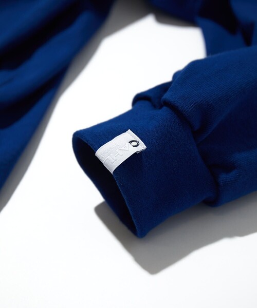 CAHLUMN（カウラム）の「CAHLUMN/カウラム Heavy weight Jersey Mock Neck L/S Print Tee/ヘビーウェイト ジャージー モックネック ロングスリーブ プリントTシャツ（Tシャツ/カットソー・メンズ・ネイビー/ライトグレー/ブルー/ホワイト・MEDIUM/XX-LARGE/LARGE/X-LARGE）」の12枚目の写真