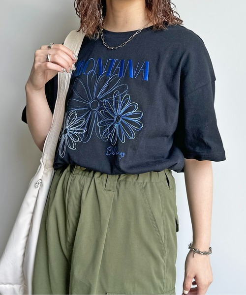 CPCM(シーピーシーエム)の「センハナ刺繍T(Tシャツ/カットソー・レディース・アイボリー/ブラック/オフホワイト・FREE)」の15枚目の写真
