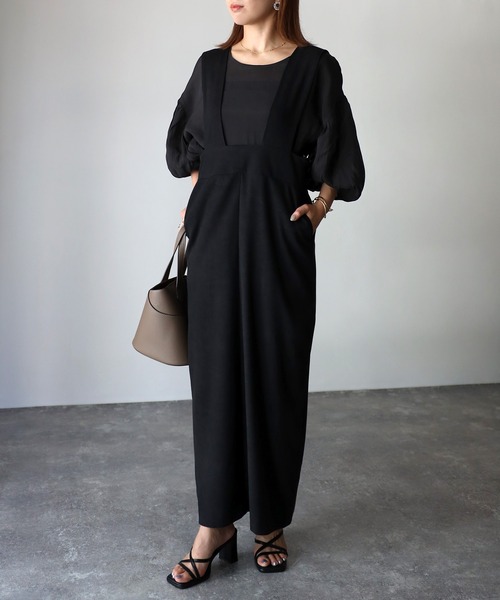 Riberry（リベリー）の「ピーチスキンタイトジャンパースカート（ジャンパースカート・レディース・ブラック・FREE）」の4枚目の写真