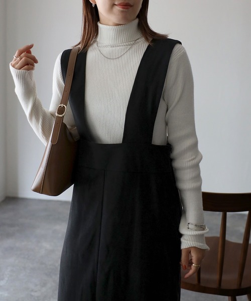 Riberry（リベリー）の「ピーチスキンタイトジャンパースカート（ジャンパースカート・レディース・ブラック・FREE）」の15枚目の写真