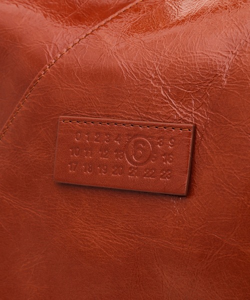 MM6 Maison Margiela(エムエムシックス メゾン マルジェラ)の「SHOULDER BAG(ショルダーバッグ・レディース・レンガ・UNI)」の4枚目の写真