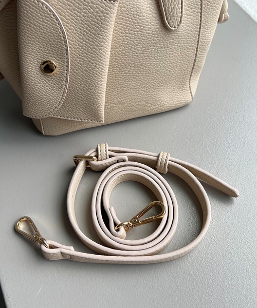 CAPRICIEUX LE'MAGE（カプリシューレマージュ）の「パスケースSETソフトバッグ（ハンドバッグ・レディース・ベージュ/ブラック/アイボリー・FREE）」の17枚目の写真