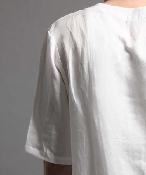 HARE（ハレ）の「リネンロングプルオーバー5分袖(HARE)（Tシャツ/カットソー・メンズ・オフホワイト/ブラック/カーキ・MEDIUM/SMALL）」の6枚目の写真