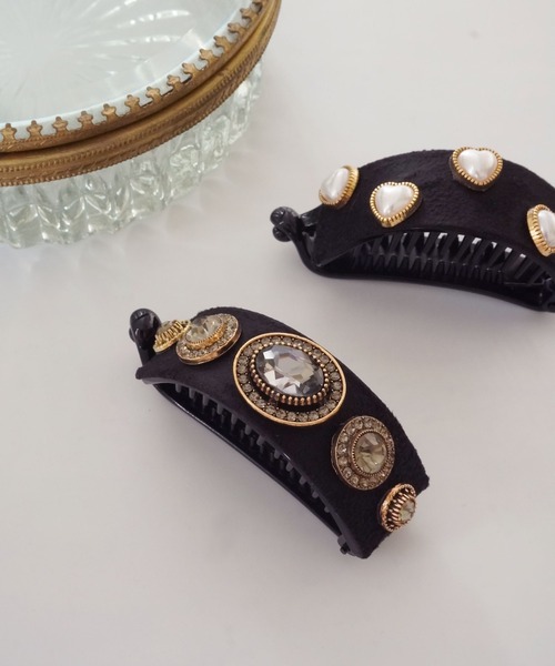 ammy.（エイミードット）の「【 ammy. / エイミードット 】 パール &  ビジュー ベロア ヘアクリップ（バレッタ/ヘアクリップ・レディース・B/A/C/D/E・FREE）」の5枚目の写真