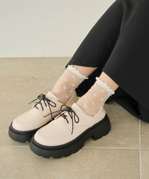 moulis'（ムーリス）の「厚底レースアップシューズ（パンプス・レディース・ブラック/ブラウン/オフホワイト・24cm/23cm/25cm/22.5cm/23.5cm/24.5cm）」の2枚目の写真