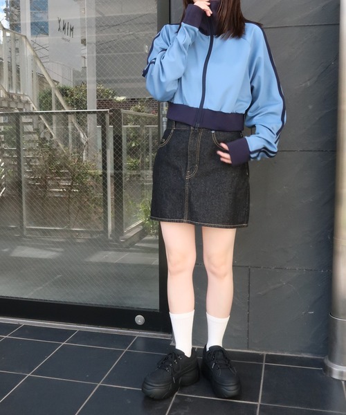 WEGO（ウィゴー）の「WEGO/ボリュームトレッキングスニーカー（スニーカー・レディース・ブラック/ホワイト/キャメル・MEDIUM/LARGE）」の6枚目の写真