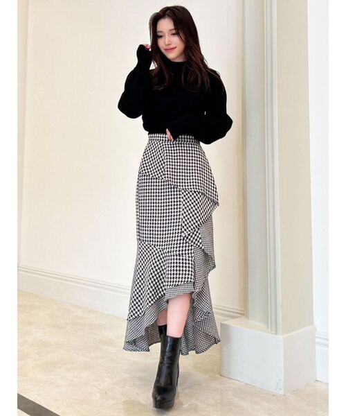 RESEXXY(リゼクシー)の「カスケードマーメイドスカート(スカート・レディース・アイボリー/ブラック/その他1・FREE)」の8枚目の写真