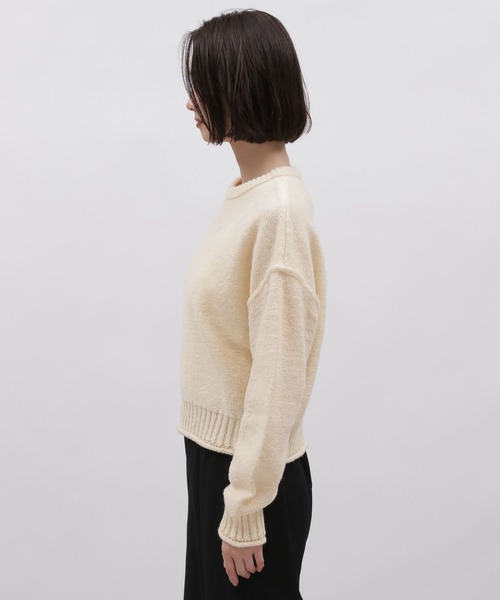 LAKOLE(ラコレ)の「フォルムスリーブニットプルオーバー / 982198(ニット/セーター・レディース・ブラック/アイボリー/グレイッシュベージュ/マスタード/サックスブルー・SMALL/MEDIUM)」の20枚目の写真