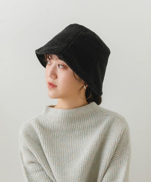 RODE SKO(ロデスコ)の「リバーシブルボアハット(ハット・レディース・ブラック/アイボリー・ONE)」の1枚目の写真