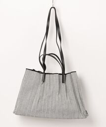 JOSEPH AND STACEY（ジョセフアンドステイシー）の「ラッキープリーツキャンバスコーテッド(L)（ハンドバッグ）」